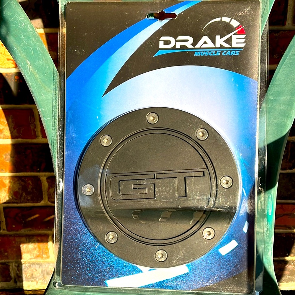 NEW Drake Muscle Cars Competition Series Fuel Door with GT Logo; Black